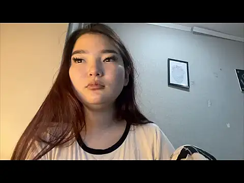 LammingLoner Adlı Modelin Canlı XXX Sohbeti