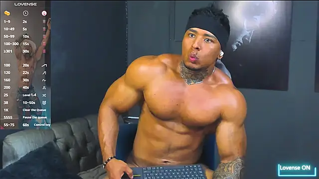 bradley_smithのウェブカメラショー