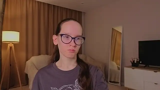 BettyBrowni чат на живо