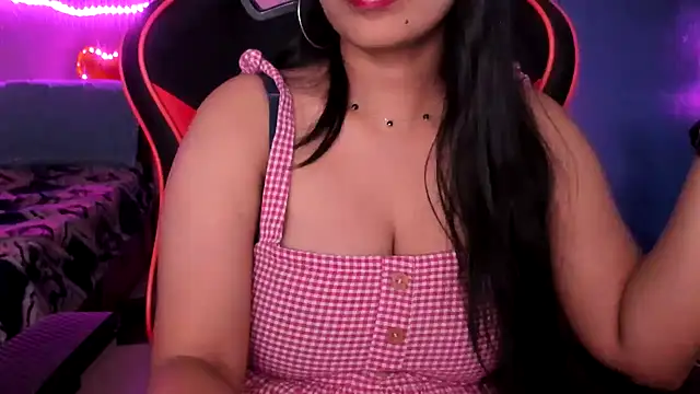 Indian_ticklyのライブXXXチャット