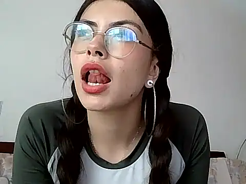kaileyrivers 现场XXX聊天