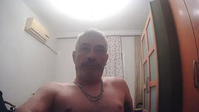 Princeofnights34 Adlı Modelin Canlı XXX Sohbeti