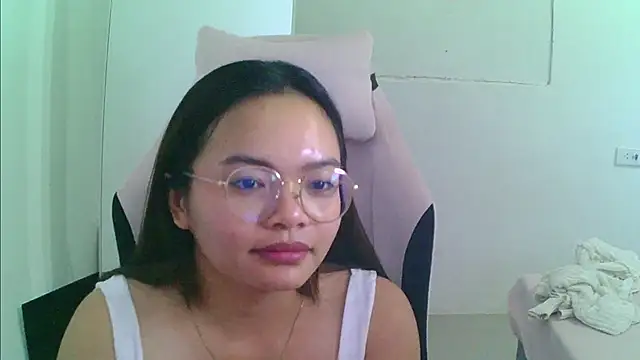 AlethiaBratsch's Live XXX Chat
