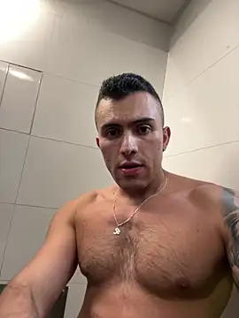 XXX chat uživo modela LucasJewely