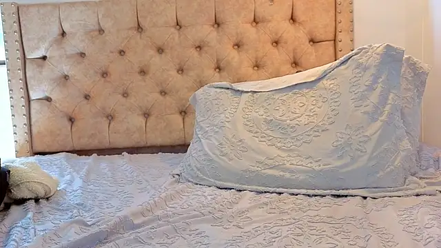 Вебкам-шоу ValkiryMonts
