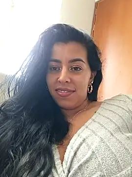 Luianna Live XXX-chat