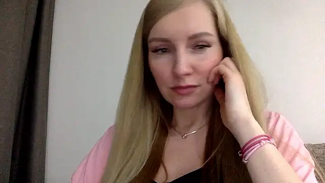 Neralith Live XXX-Chat