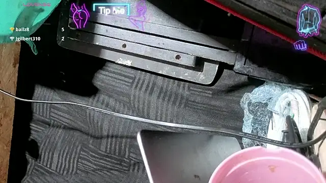צ'אט XXX בשידור חי של Thesuicidekid