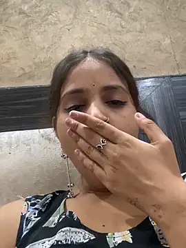 Chat XXX en directo de Sy_Shrishti