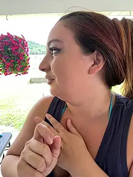 thickfarmtwat Live XXX-Chat