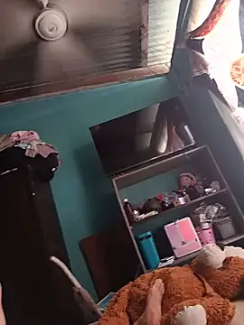 XXX chat uživo modela Ambooli