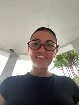 Roma_xxx Adlı Modelin Canlı XXX Sohbeti