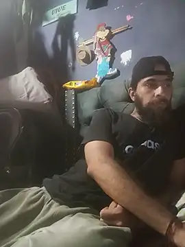 hairy_mannn Adlı Modelin Canlı XXX Sohbeti