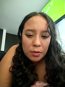 Chat +18 de You-sexy-starr ao vivo