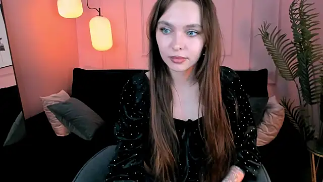 Chatroom XXX en direct de ChloeSunny