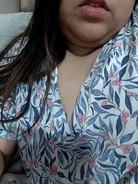 Anshika_369 Chat XXX in diretta