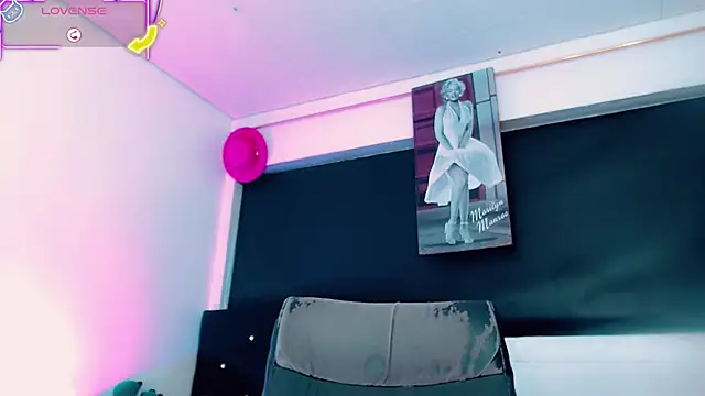Kendall_hornyy 现场XXX聊天