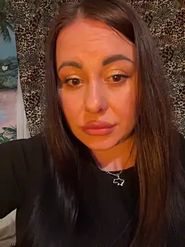 DaisyStreet XXX чат на живо