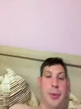 Chat +18 de Taxidriver1988 ao vivo