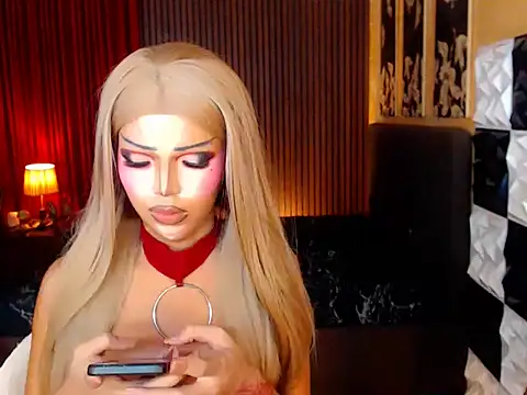 xFistingLadyBoyx's Live XXX Chat