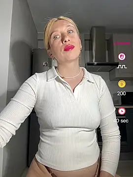 Kittie_Valentine XXX чат на живо