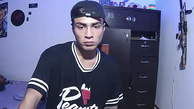 XXX chat uživo modela Fenix_hardcock