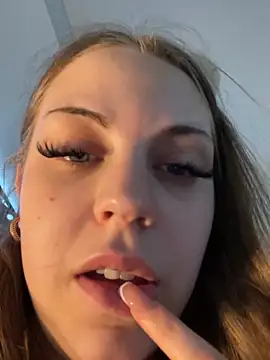 Chat XXX en directo de elliepixie