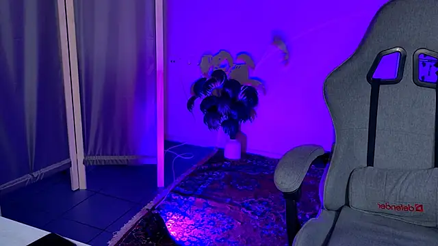 Kumiho_7777's Webcam Show