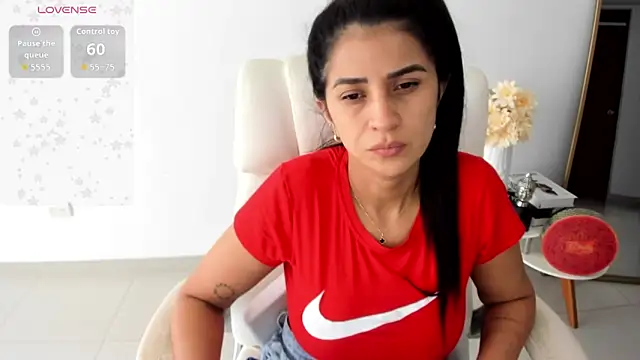 renata_t_ élő XXX-chatje