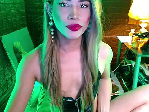 sweetsinner_xx Adlı Modelin Web Kamerası Şovu