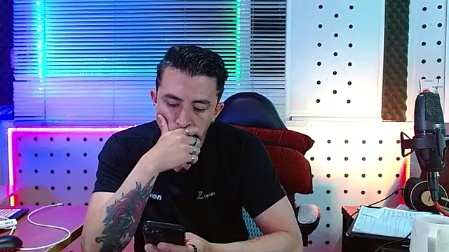 Godofcumxxx Adlı Modelin Canlı XXX Sohbeti