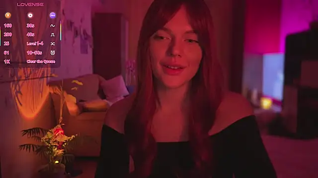 CherryRed_Girln Webbikameraesitys
