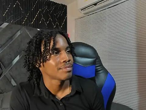 axel_silva4's Live XXX Chat