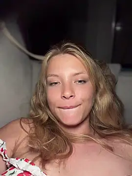 AnastasiaAniess Chat XXX in diretta