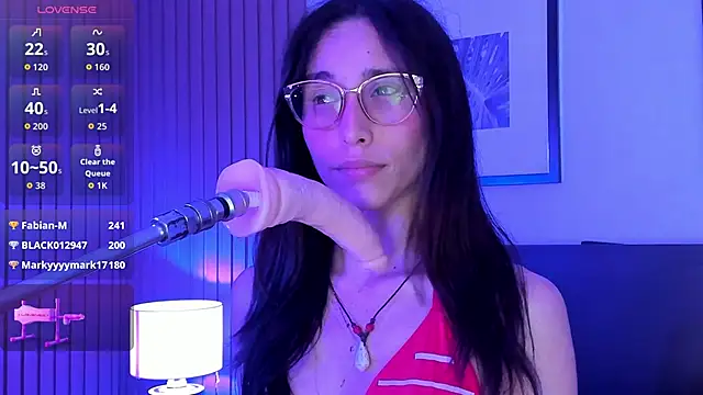 doll_bella_ Adlı Modelin Canlı XXX Sohbeti
