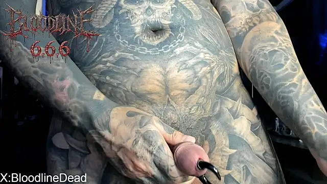 DEATHINK666XX Adlı Modelin Canlı XXX Sohbeti
