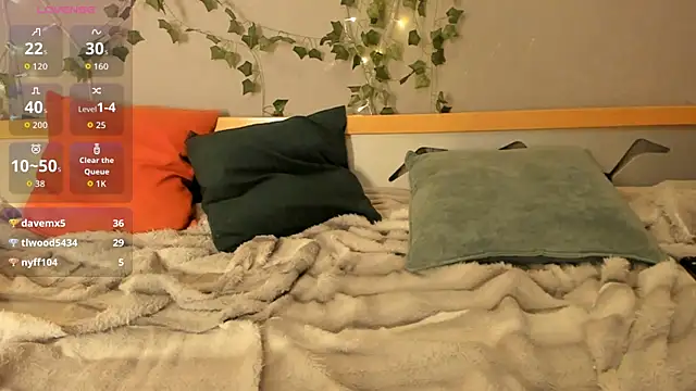 XXX chat uživo modela SolarFringe