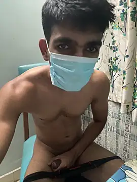 BadBoyTom78 网络视讯表演