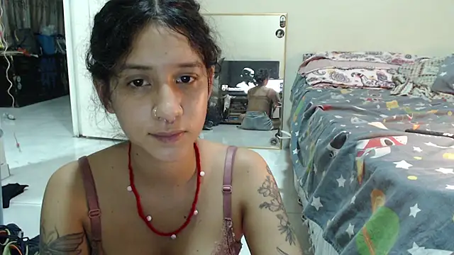 AlinaWoolf_ Chat XXX in diretta