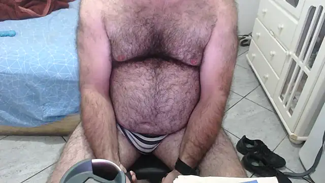 MysterBearMG Webcam show