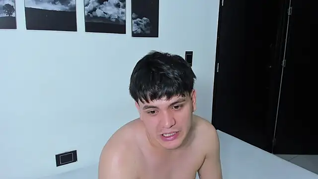 Pokazy przed kamerką – Match_Hot
