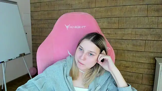 Chat XXX en directo de TinnaBurton