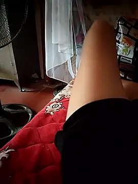 Czat XXX na żywo – -Tara-a