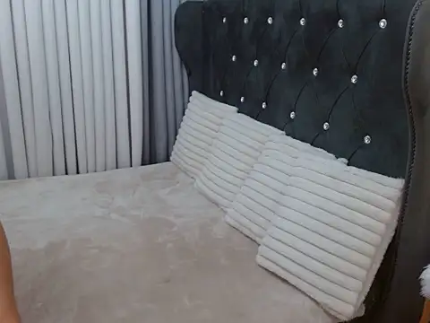 savanna_pleasure Pertunjukan Webcam