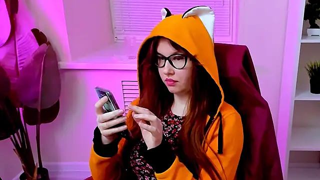 Czat XXX na żywo – CarolGiggly