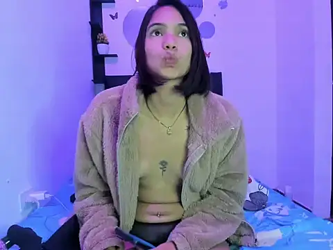sapphire_brown20 XXX чат на живо