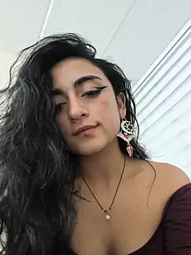 Lila_Desiree – webcam-show
