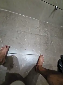Thestraightmen Adlı Modelin Canlı XXX Sohbeti