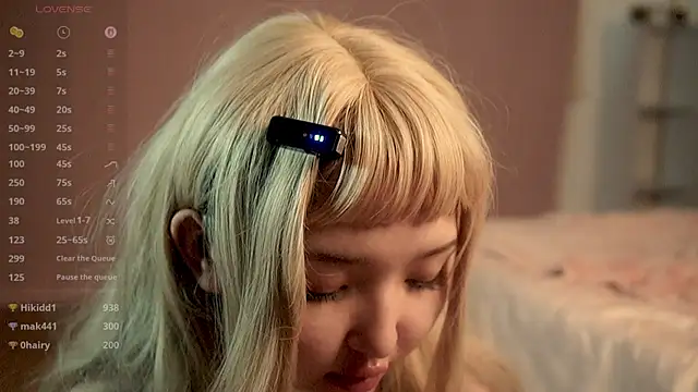 Linhmewn Live XXX chat