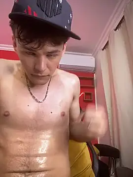 LoganSteel_ élő XXX-chatje